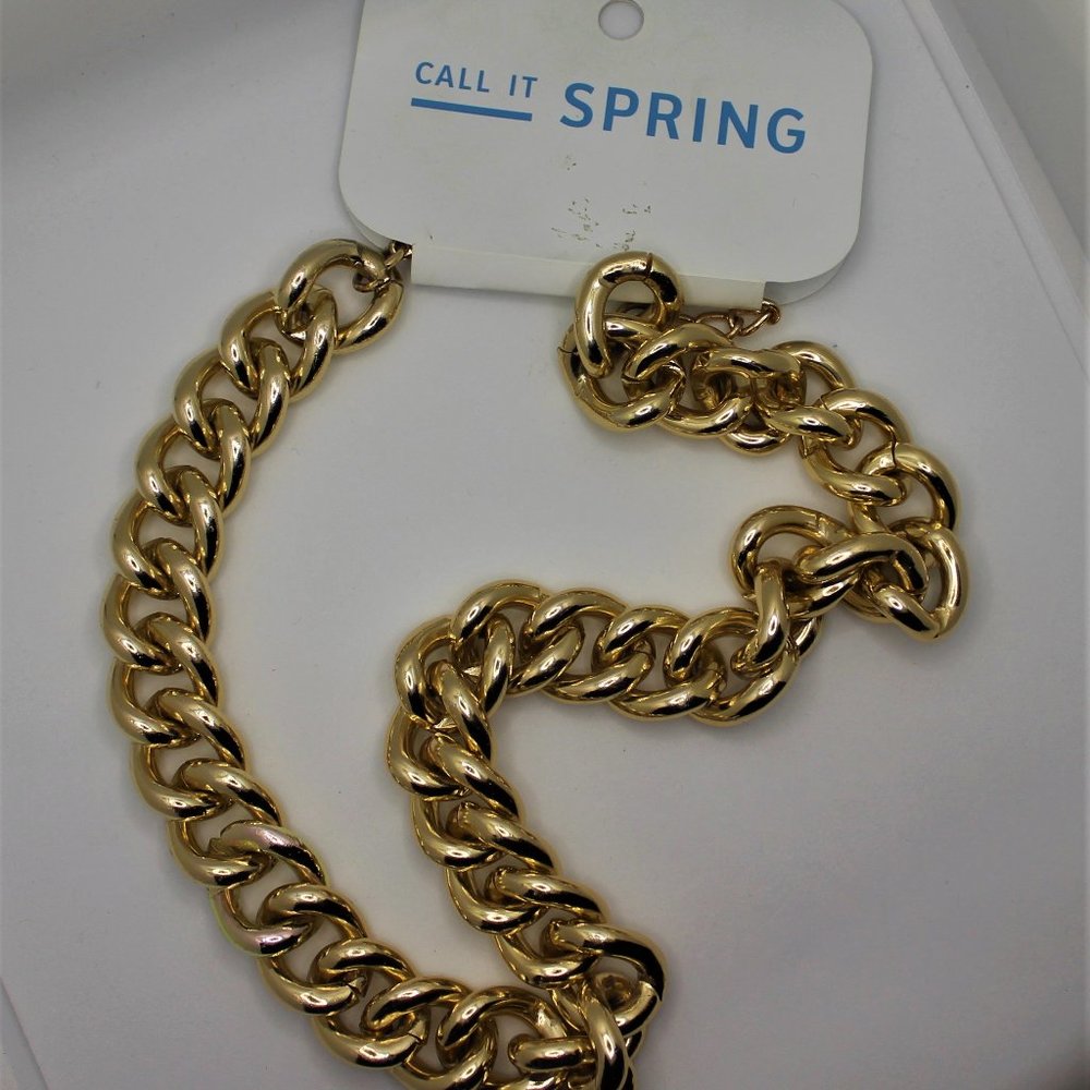 Chunky Gold Tone Call It Spring Necklace